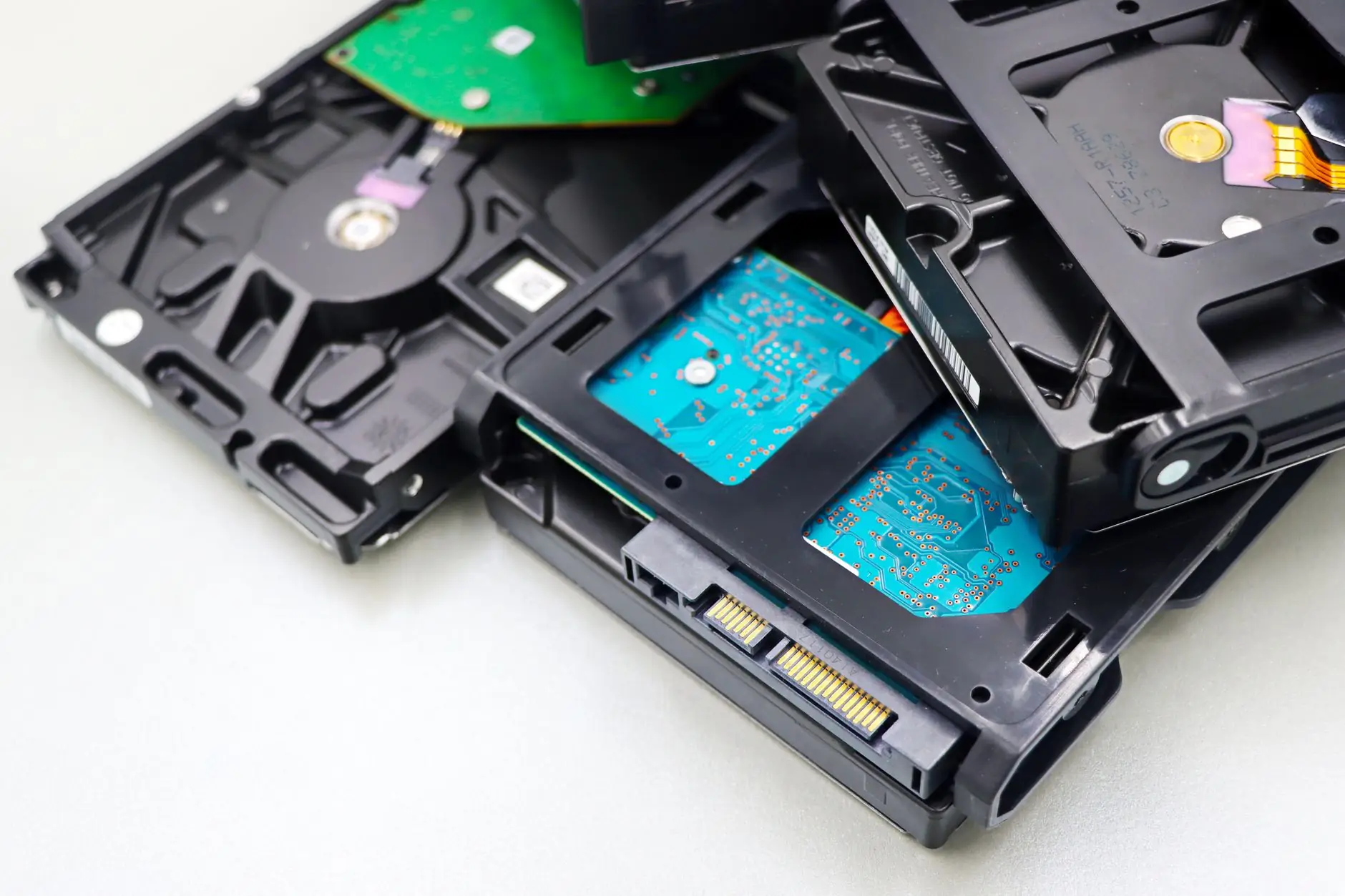 成都企业宣传画册印刷工艺与纸张选择实用指南
